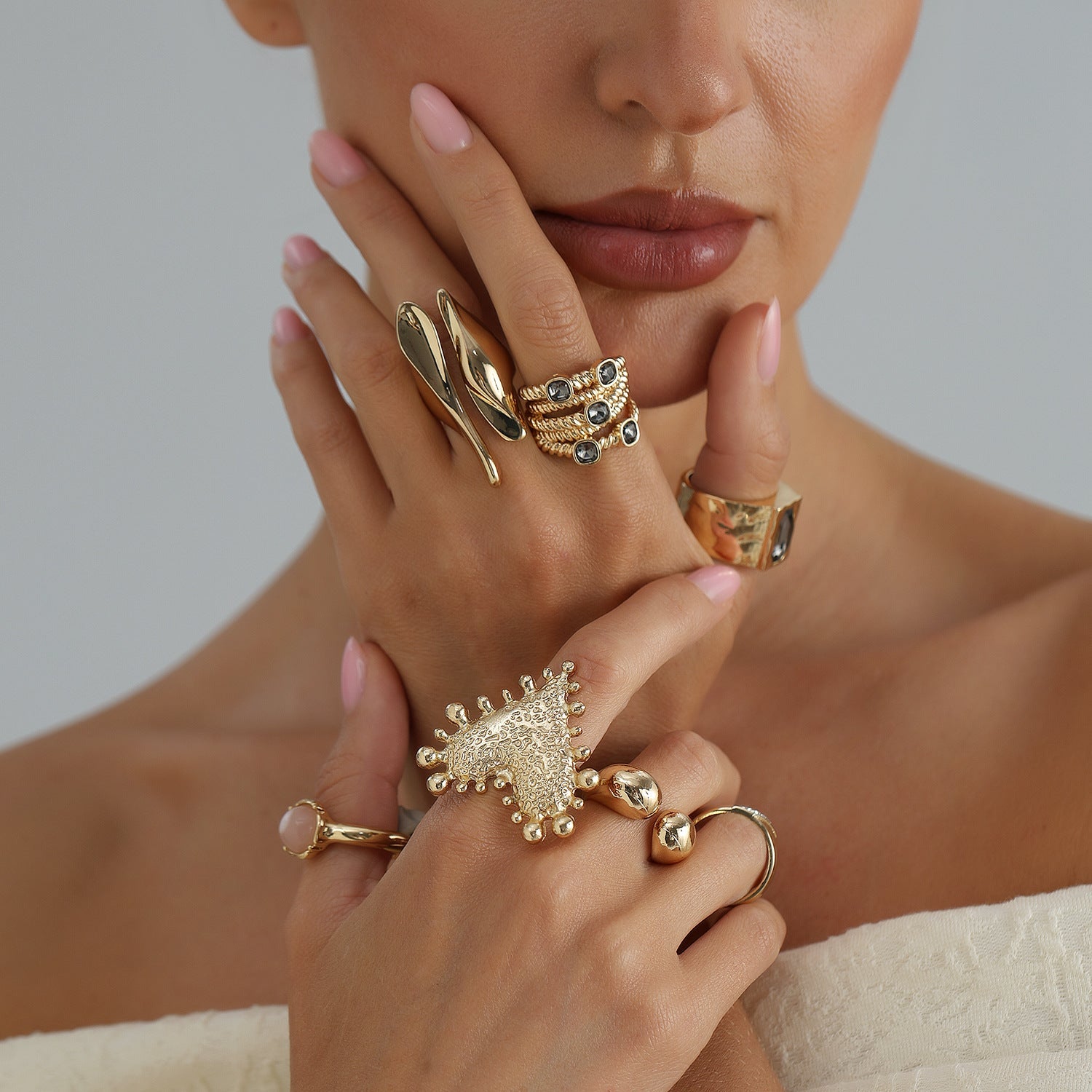 ORGANIC SCULPTURAL JEWELRY