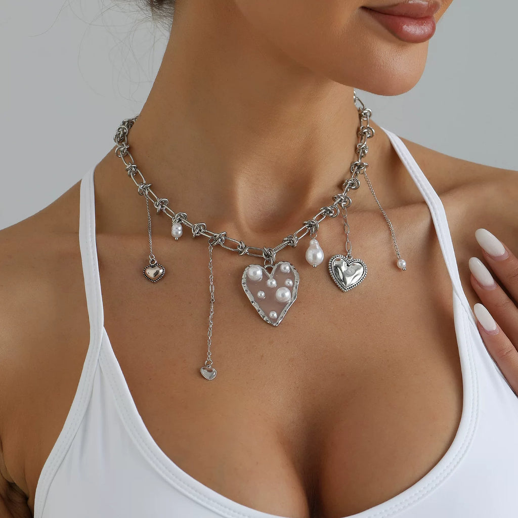Irregular Metal Love Metal Knot Pearl Tassel Necklace Splicing Niche Clavicle Chain