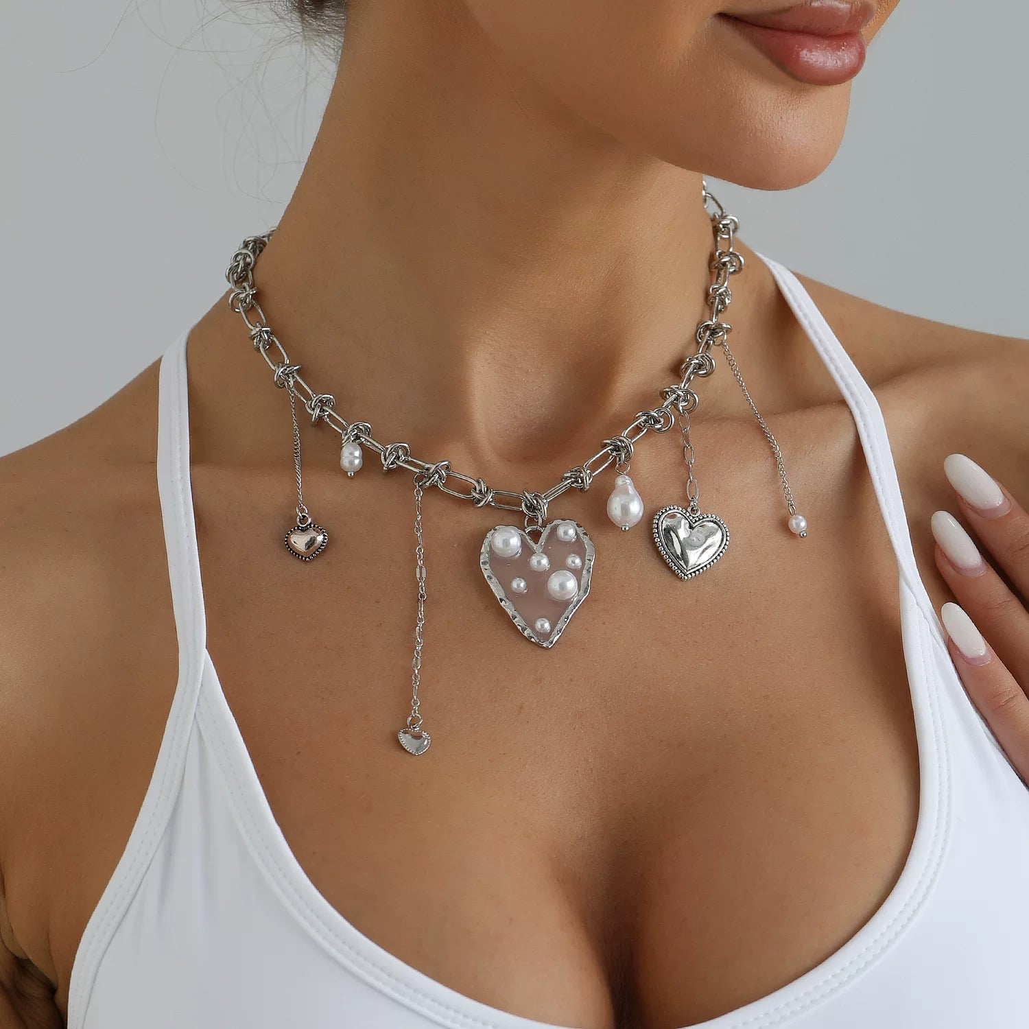 Irregular Metal Love Metal Knot Pearl Tassel Necklace Splicing Niche Clavicle Chain