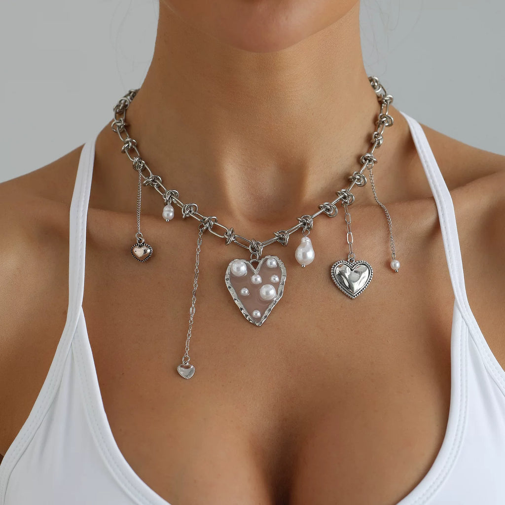 Irregular Metal Love Metal Knot Pearl Tassel Necklace Splicing Niche Clavicle Chain