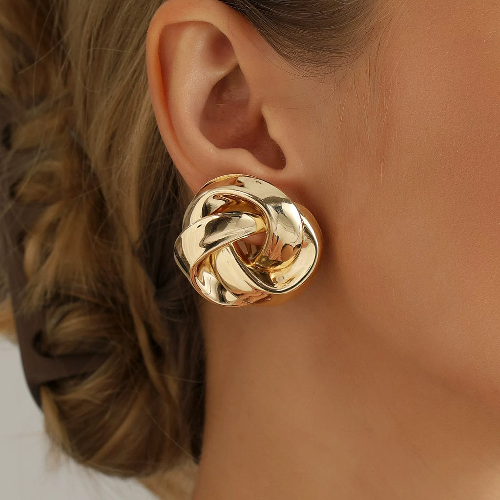 Metal Knotted twisted Round hoop Gold Plated Silver Needle Earrings Zinc Alloy Sculpture Retro Minimalist Versatile Commuter daily wear Earrings