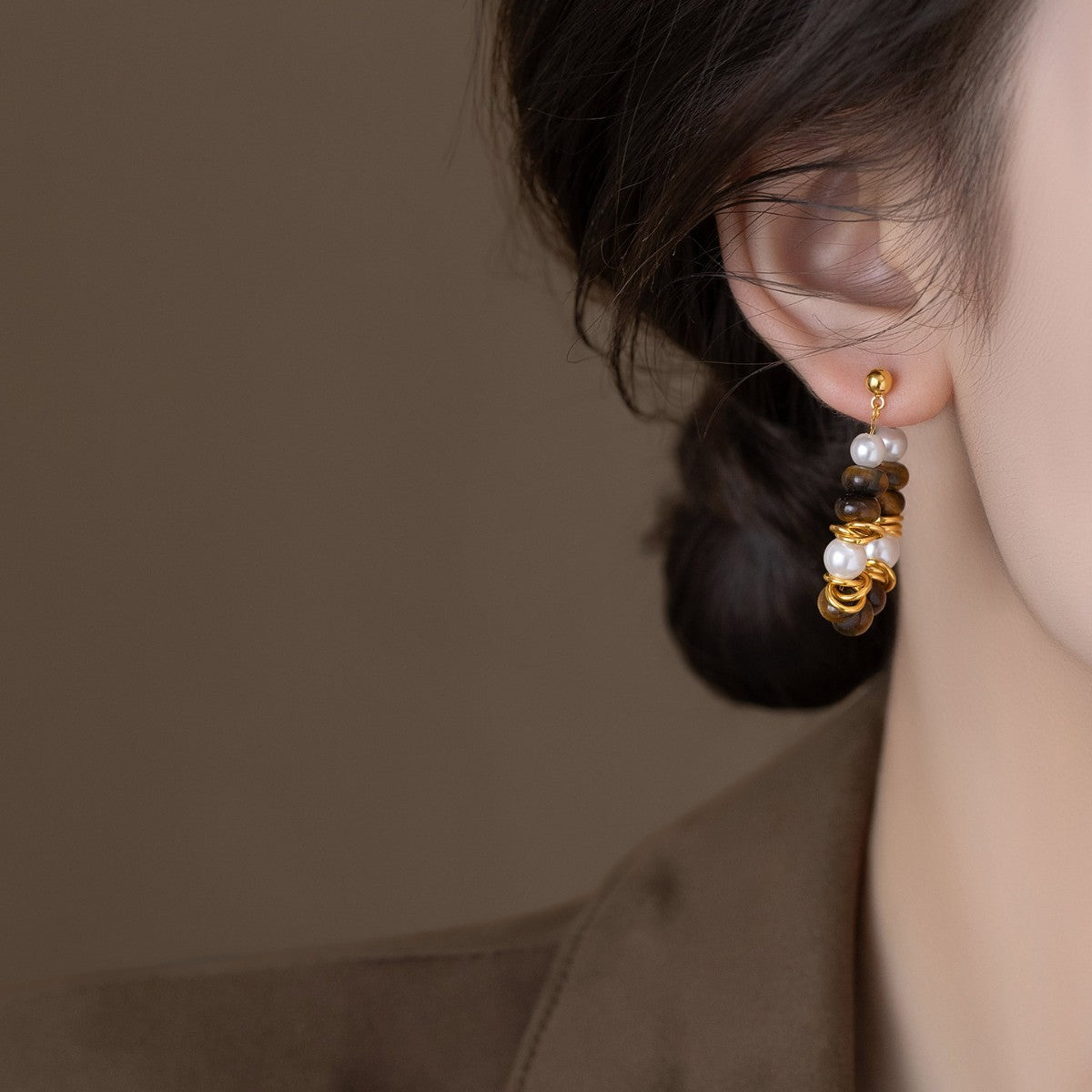 ZAMA DUMA Maillard Tiger's eye stone beaded pearl stud earrings retro temperament high-end earrings light luxury niche daily earrings women