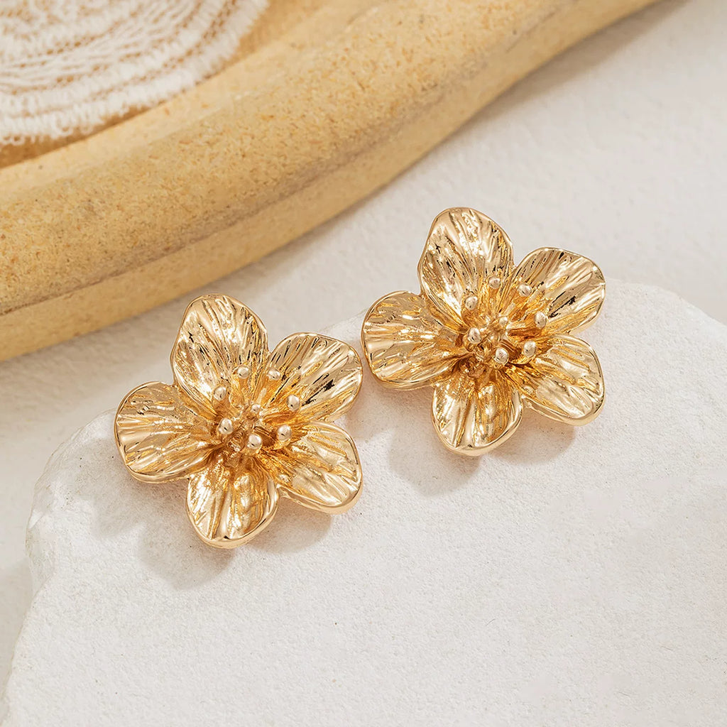 Europe and the United States cross-border fashion exaggerated creative heavy metal flower five petal flower women stud earrings suitable for holiday party accessories