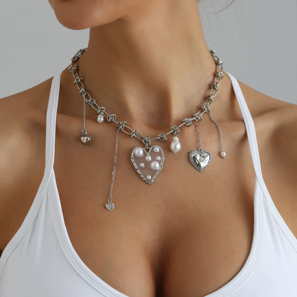 Irregular Metal Love Metal Knot Pearl Tassel Necklace Splicing Niche Clavicle Chain