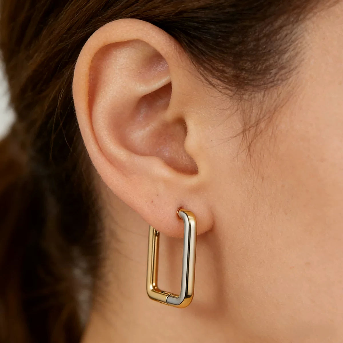 Stainless Steel Mixed Metal two tone Gold and Silver Sculptural splicing Geometric structural Earrings Premium Glossy Gold Ear Buckles Daily wear Commuter effortless chic