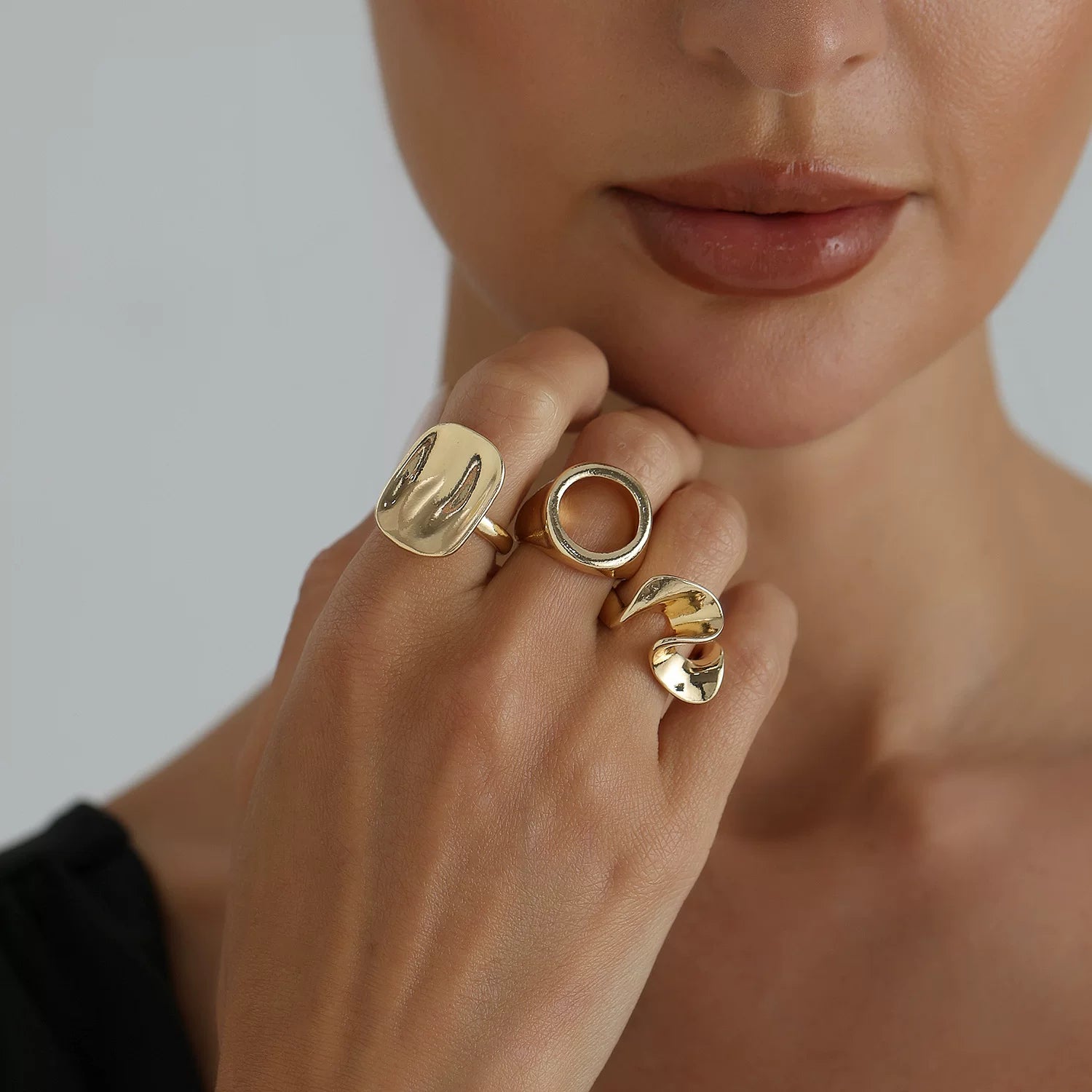 Sculptural Irregular Hollow Geometric Alloy gold Ring Set Stackable Vintage Design Versatile Ring cold tone metal ring