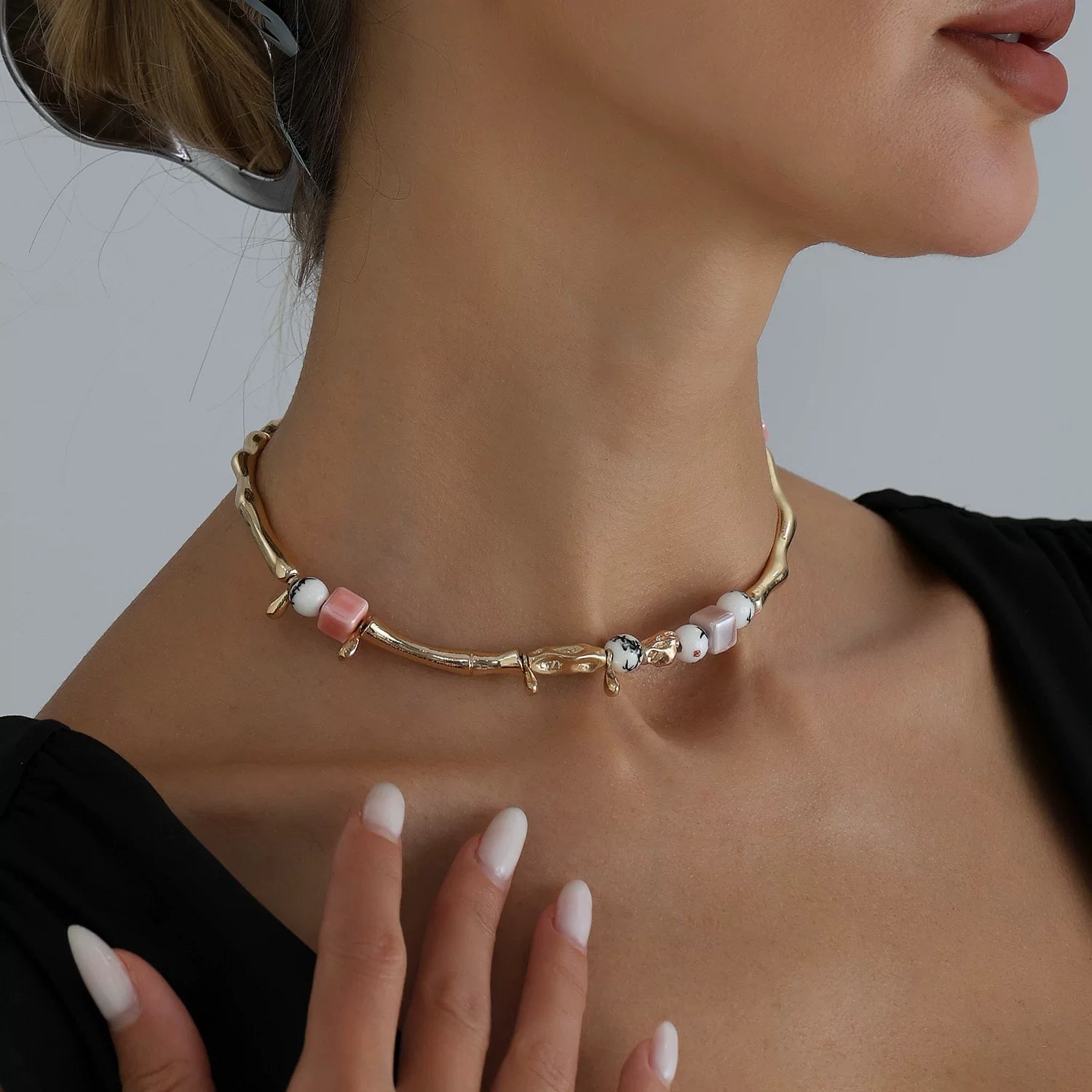 Sculptural Organic Branch Metal Elbow joint Chain Necklace Ink Color Ceramic Square Splicing Minimalist Elegance Light Luxury Clavicle Chain