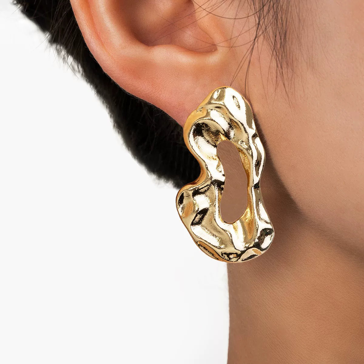 Sculptural Spiral Geometric Smooth Surface Stud Earrings | Gold Alloy | Exaggerated Niche Light Luxury | High-End Fashion Women