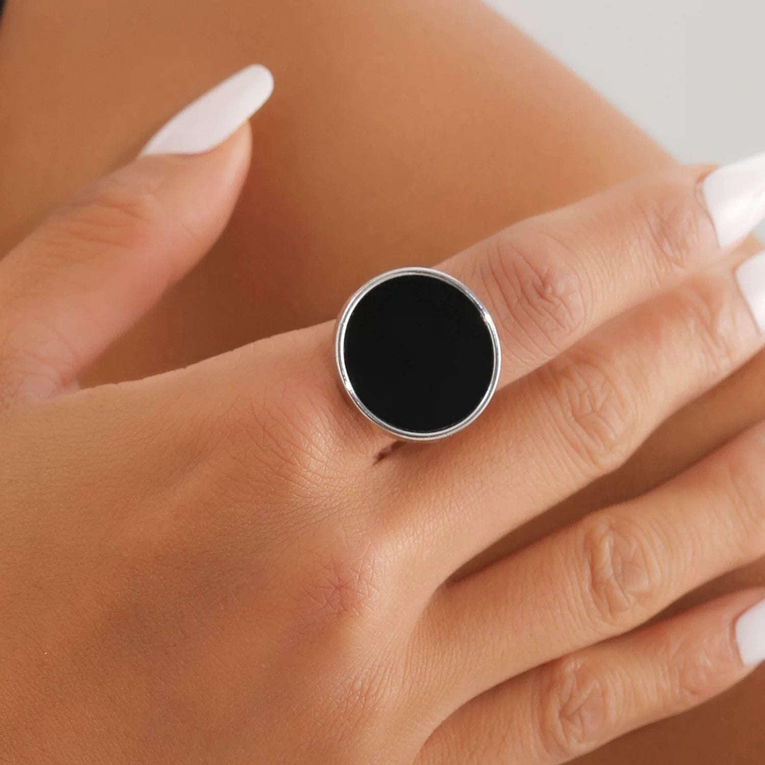 Pearl Black Fritillary MOP Adjustable Ring Set | Cold Metal Alloy | Dark Niche Punk | Sweet Cool Stackable Women